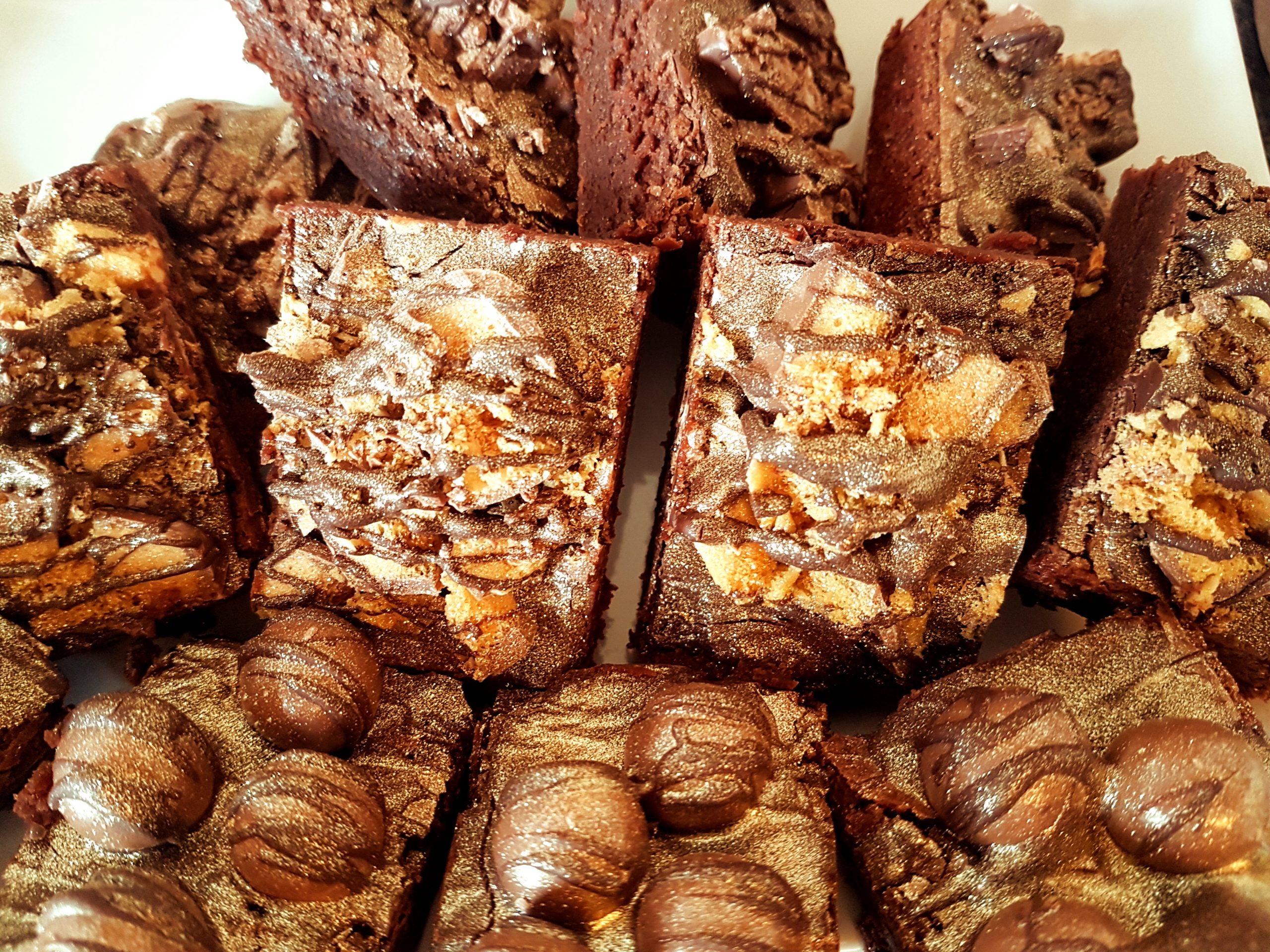 Mixed Brownie Box - Gold Edition